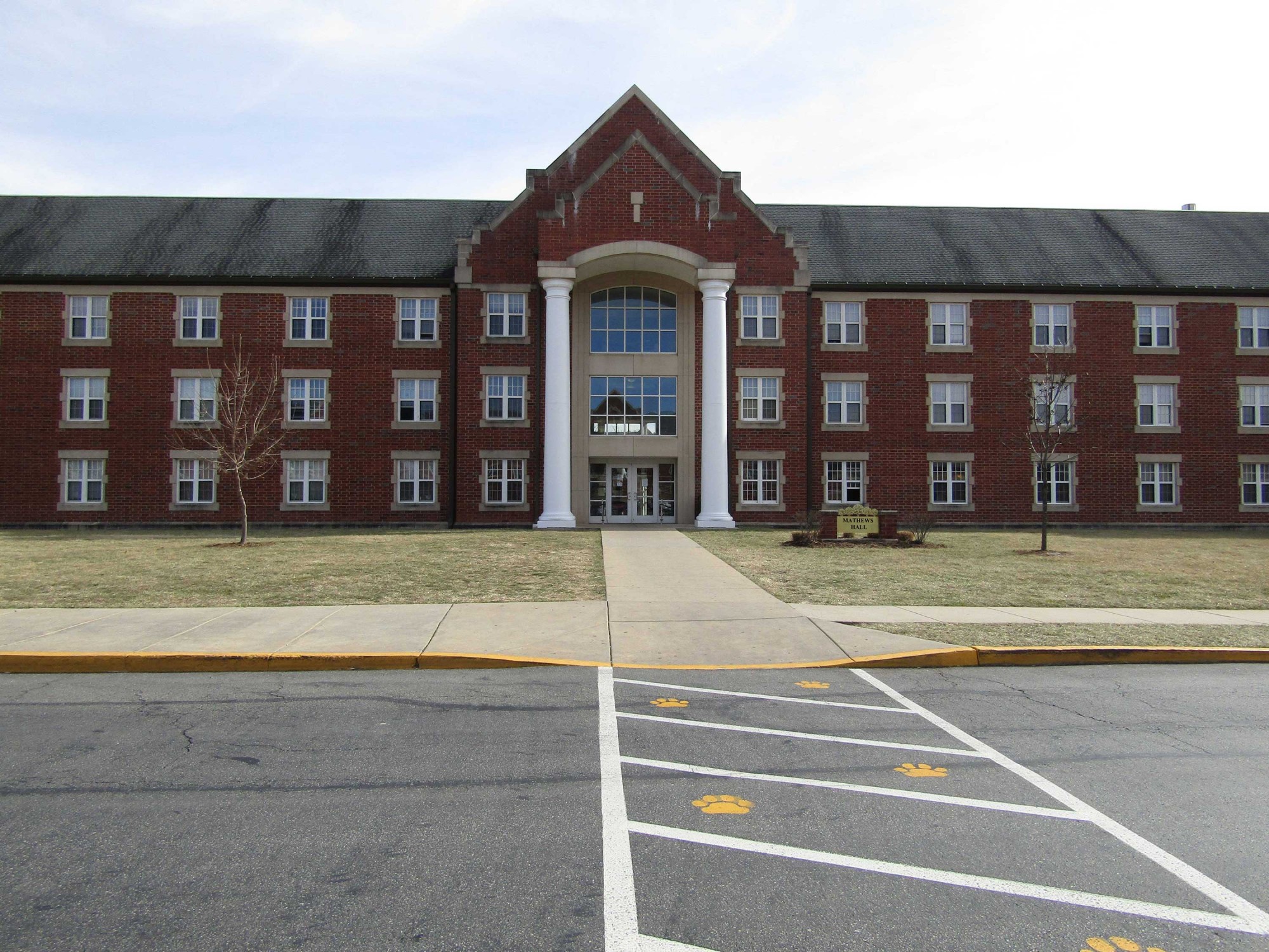 Mathews Hall Residence Halls Residential Life Lindenwood University