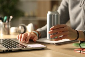 A Randomized Study to Examine the Ability of a Caffeine-Based Energy Drink to Impact Energy Expenditure, Fat Oxidation, Reaction Time, and Other Perceptual Indicators