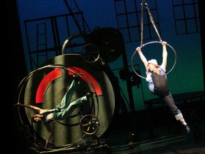 Cirque Mechanics: Birdhouse Factory