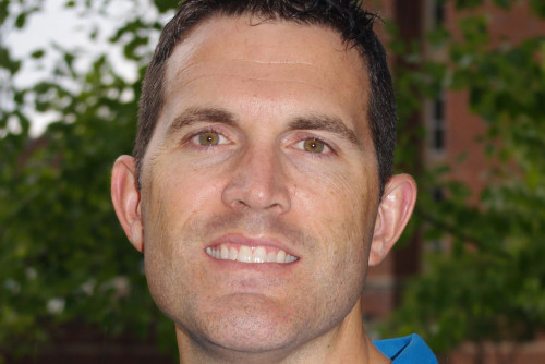 Current and Former Students, Faculty Member Publish Peer-Reviewed Paper