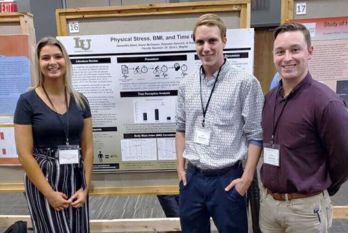 Students Present Research at Midwest Regional Neuroscience Conference