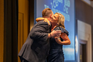 Stacee Gilmore wins Heart of a Lion Award