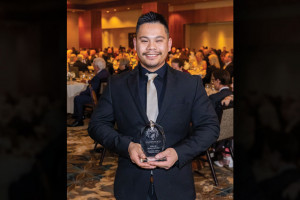 Dave Ananayo Wins Alumni Merit Award for Shaping Performance and Potential