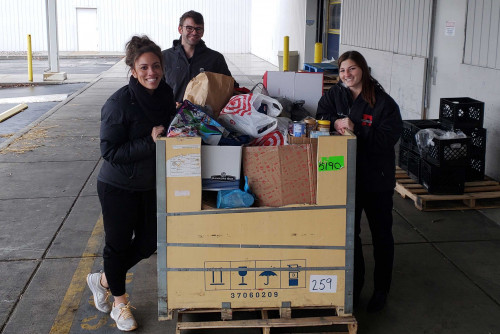 LindenWell Employee Program Collects Over a Half Ton of Food for St. Louis Area Foodbank