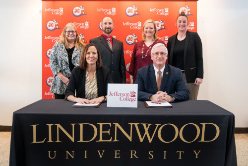 Transfer Agreement Signed with Jefferson College