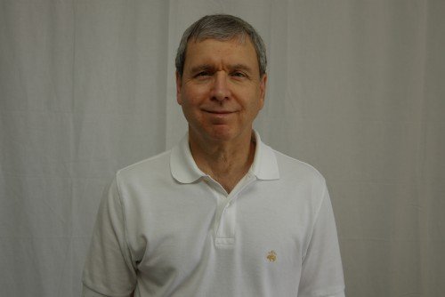 Singer Receives Distinguished Research Award