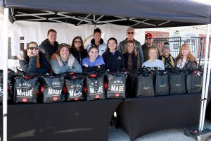 LindenGiving Brings Thanksgiving Meals to St. Charles Families