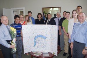 Francis Howell Administrators, Students Deliver ‘Thank You’ to Lindenwood