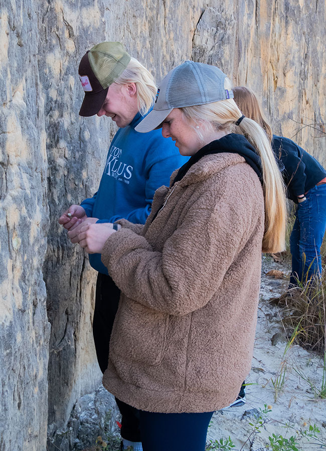 St. Louis environmental science degree students on a field trip